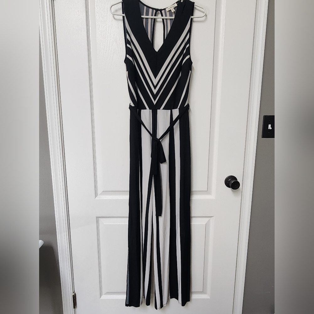 Monteau Black and White Chevron Maxi Dress